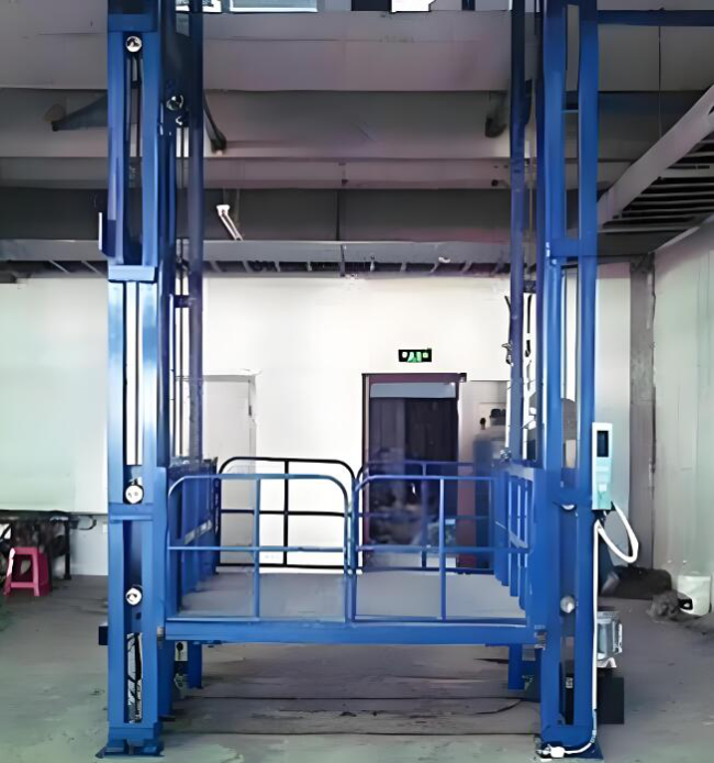 明水导轨式升降货梯